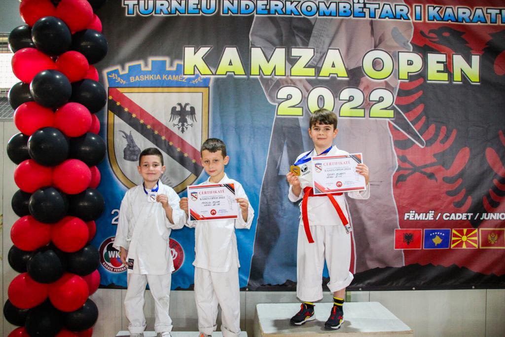 Bashkia Kamëz dhe Federata Shqiptare e Karatesë organizuan Kampionatin Ndërkombëtar të Karatesë “Kamza Open 2022