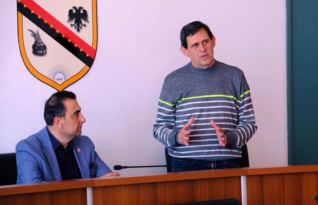 Kryebashkiaku Z. Rakip Suli takon kryetarin e Këshillit të Qarkut Tiranë Z. Aldrin Dalipi: Bashkia Kamëz do të maksimizojë veprimtarinë për mbrojtjen e tokës bujqësore si dhe ndërgjegjësimin e pronarëve, për ruajtjen e saj